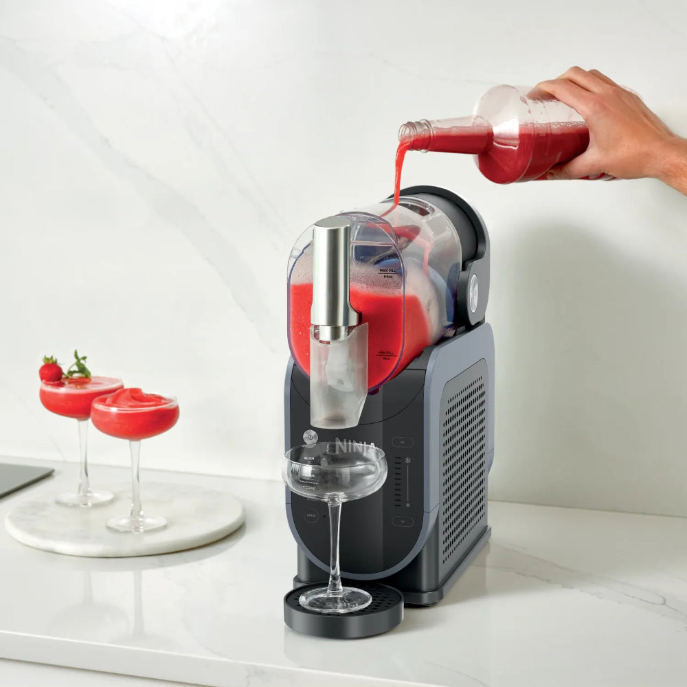 Máquina profesional para preparar bebidas congeladas Ninja SLUSHi